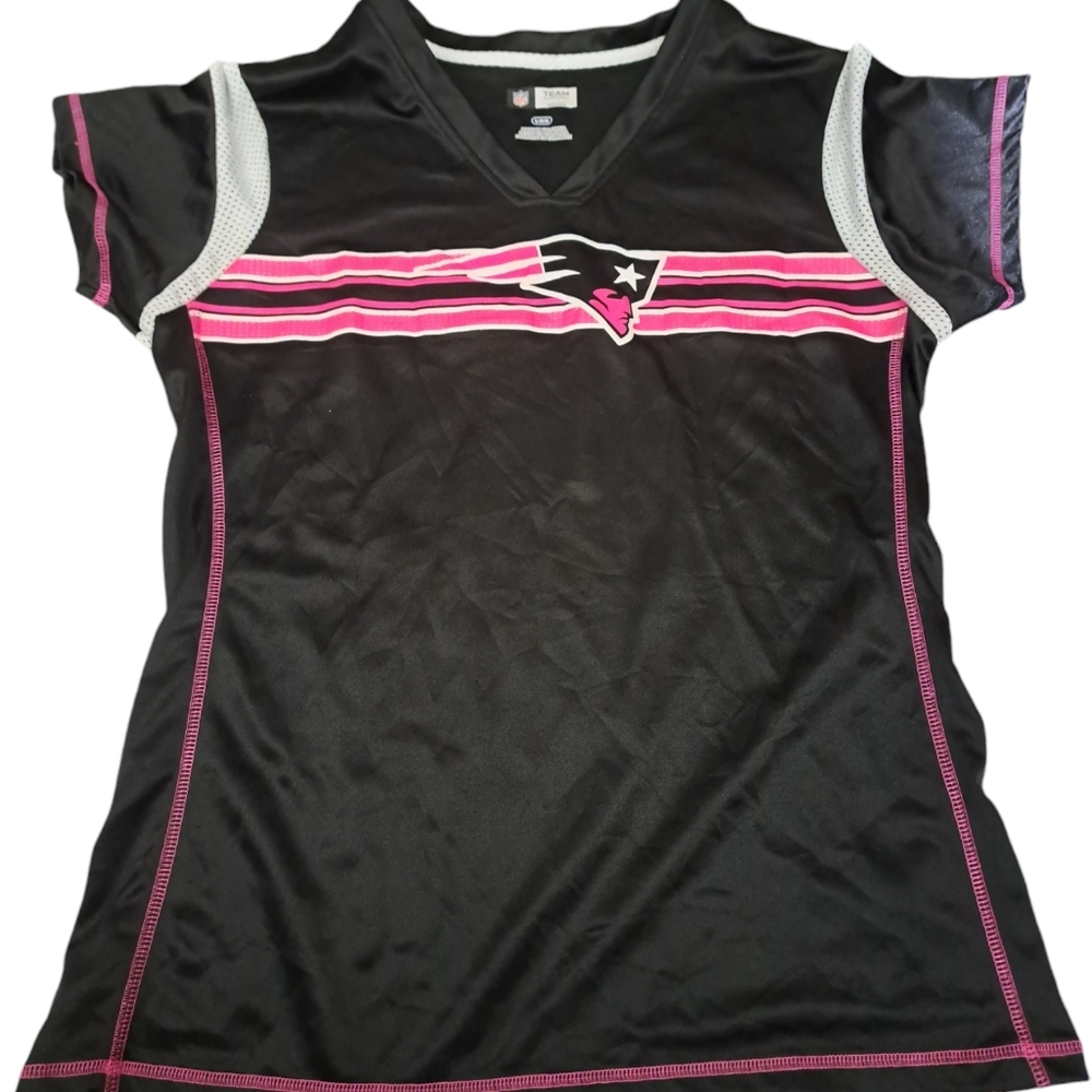NFL TEAM APPAREL New England Patriots short sleeve V neck top mesh ladies LG